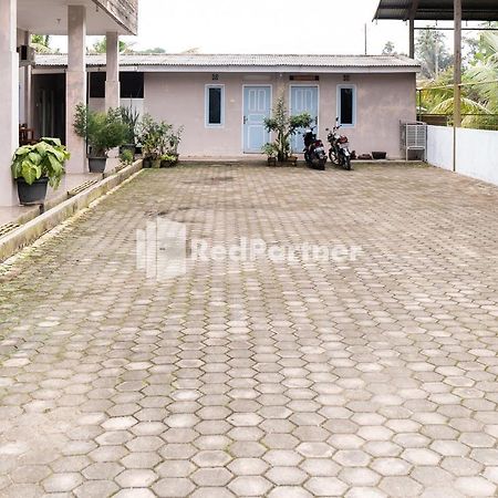 Pondok Kelapa Homestay Lampung Mitra Reddoorz Bandar Lampung Esterno foto
