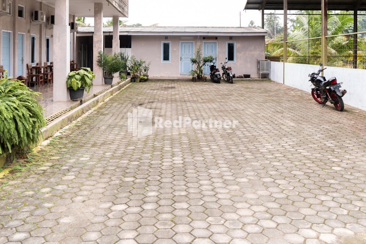 Pondok Kelapa Homestay Lampung Mitra Reddoorz Bandar Lampung Esterno foto