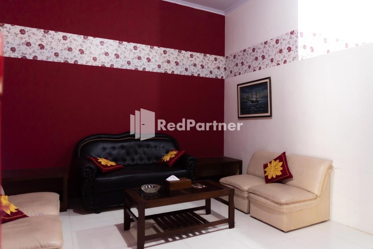 Pondok Kelapa Homestay Lampung Mitra Reddoorz Bandar Lampung Esterno foto