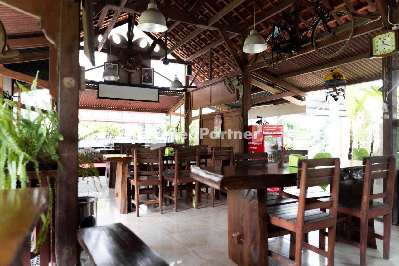 Pondok Kelapa Homestay Lampung Mitra Reddoorz Bandar Lampung Esterno foto